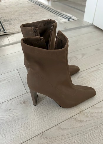 Zara 36