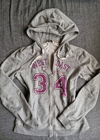 Abercrombie & Fitch ürünü