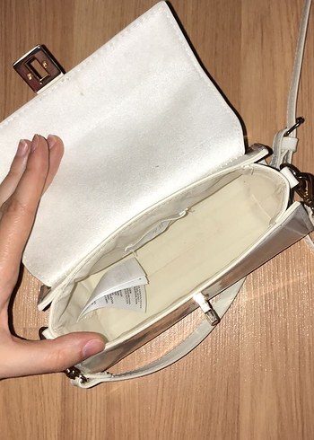  Beden Tokalı Beyaz Deri Kadın Çanta