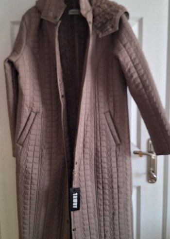 Uzun Düğmeli Kadın Mont kaban - Görsel 2