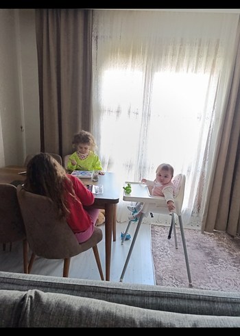 Beyaz Bebek Mama Sandalyesi - Görsel 2