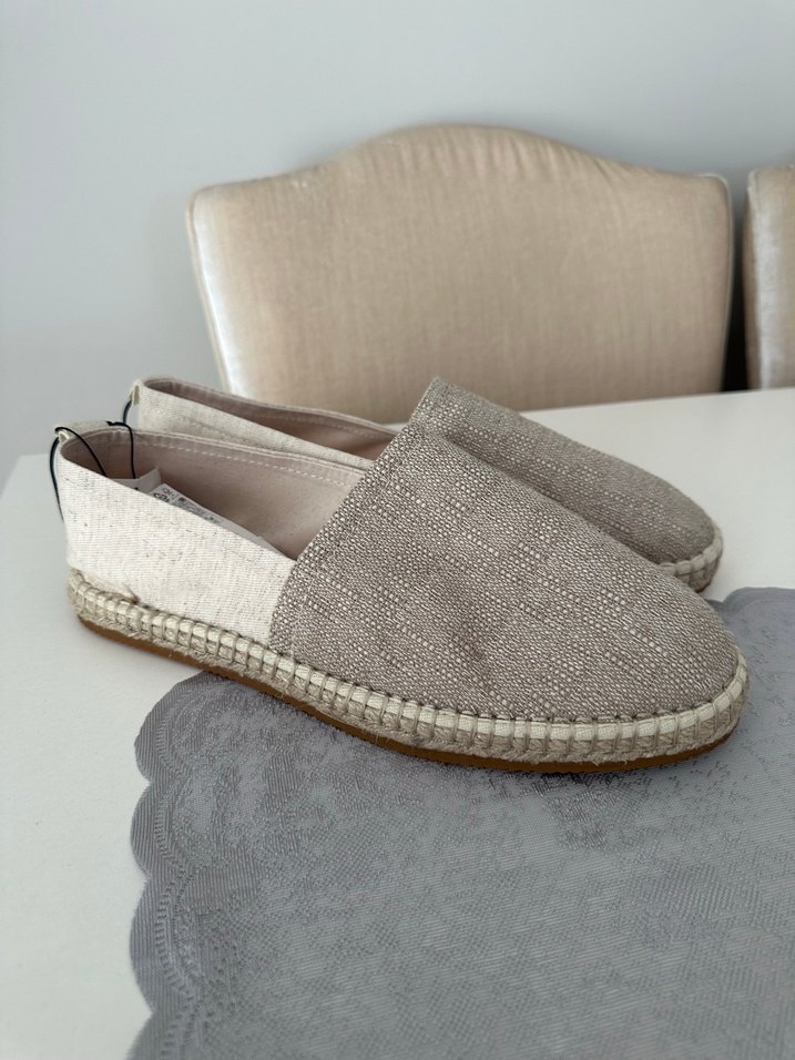 Zara Yeni ve Etiketli Erkek Ayakkabısı - Görsel 2