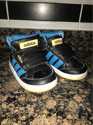 Adidas ayakkabı