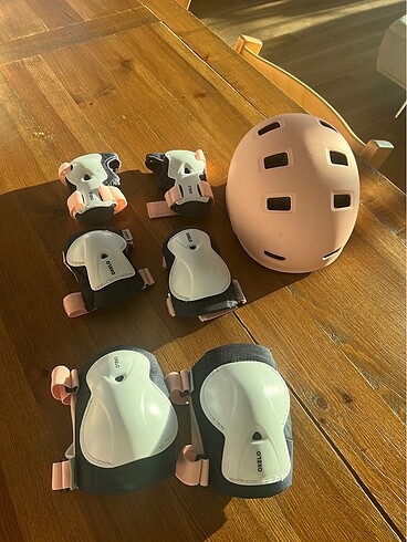 decathlon kask,dizlik,dirsek bilek seti