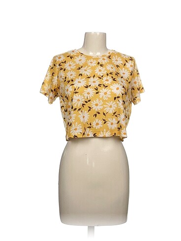 Trendyol & Milla T-shirt %70 İndirimli.