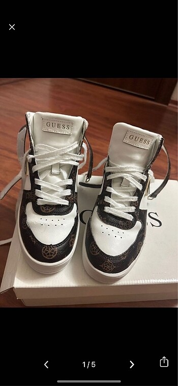 Guess Sneakers