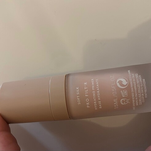 Fenty Beauty Fenty makyaj bazı