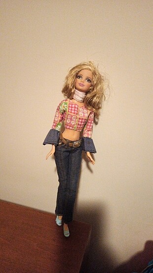 Barbie bebek