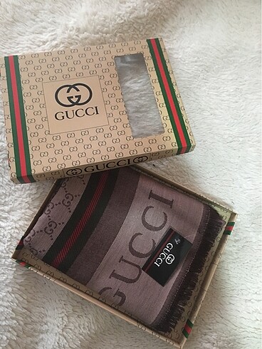 Gucci şal