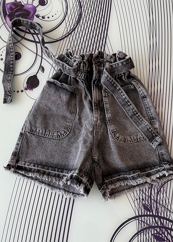 Gri Bağcıklı Mini Denim Şort