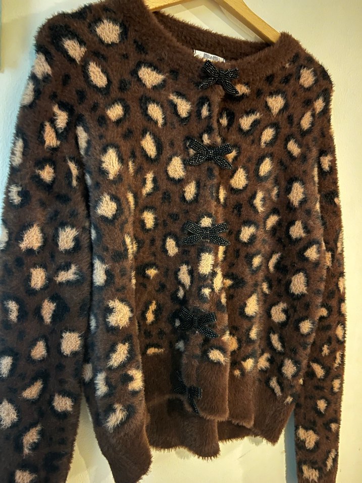 Kahverengi Leopar Desenli Kürklü Kadın Hırka - Görsel 3