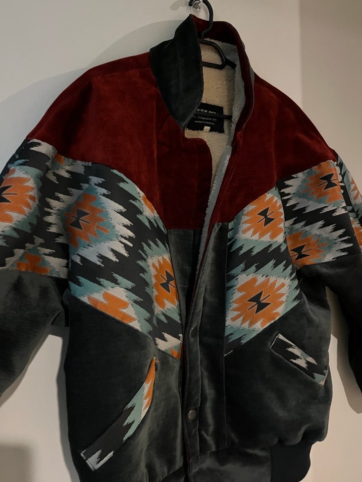 Desenli Kadın Bomber Ceket, Yüksek Yakalı, Fermuarlı - Görsel 3