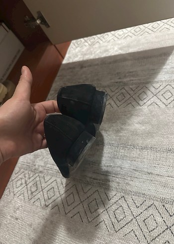 Siyah Kadın Süet Topuklu Babet - Görsel 3