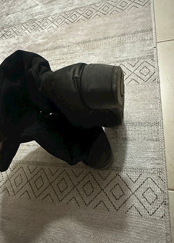 Siyah Süet Dizaltı Bot - Görsel 5