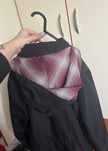 Siyah yağmurluk - Görsel 5