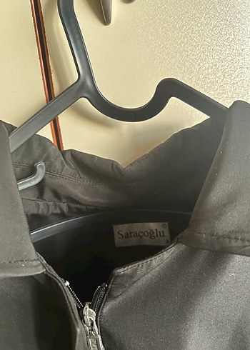 Siyah yağmurluk - Görsel 4