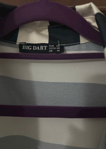 Düğmeli Siyah Beyaz Çizgili Kadın Gömlek - Görsel 5