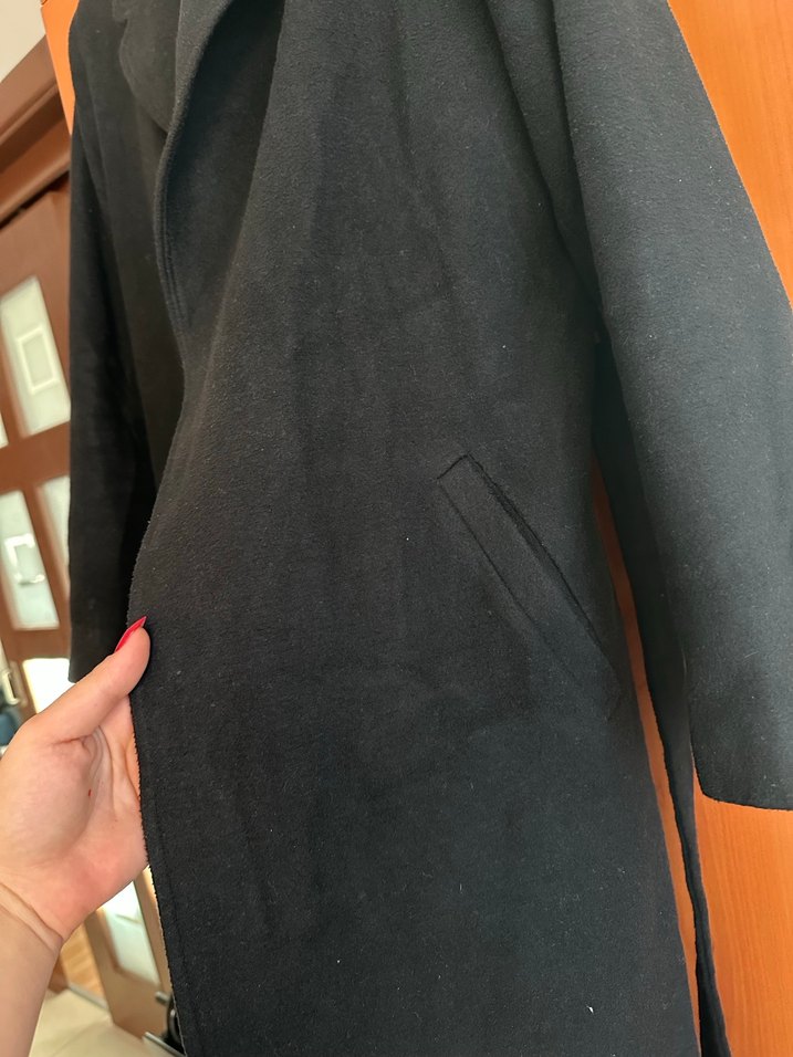 Siyah Uzun Kışlık Kaban - Görsel 3