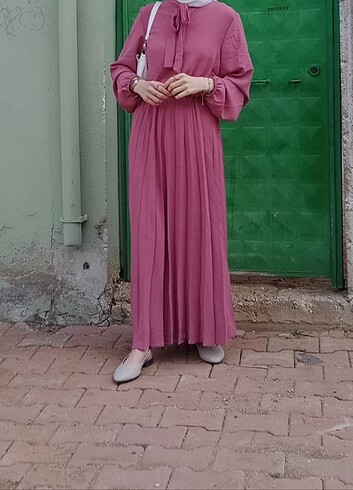 l Beden Gül kurusu gibi bir renk yazlık elbise