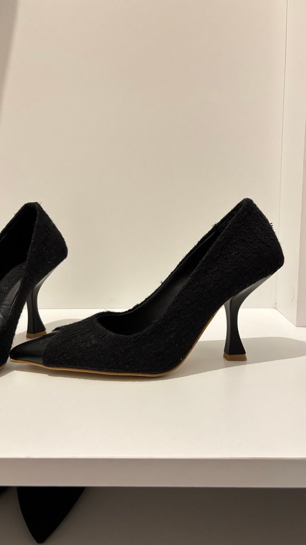 Klasik Siyah Tokalı Stiletto Topuklu Kadın Ayakkabı - Görsel 2