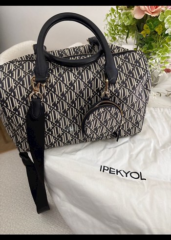 İpekyol icon monogram çanta