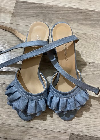 37 Beden Kot Kumaş Fırfırlı Kadın Topuklu Sandalet