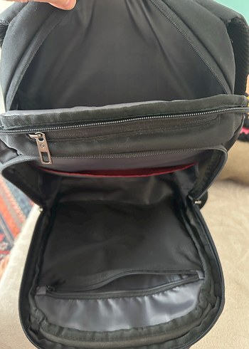 Samsonite CM5-09-007 17.3" Guard IT 2.0
Notebook Sirt Çantasi - Görsel 3