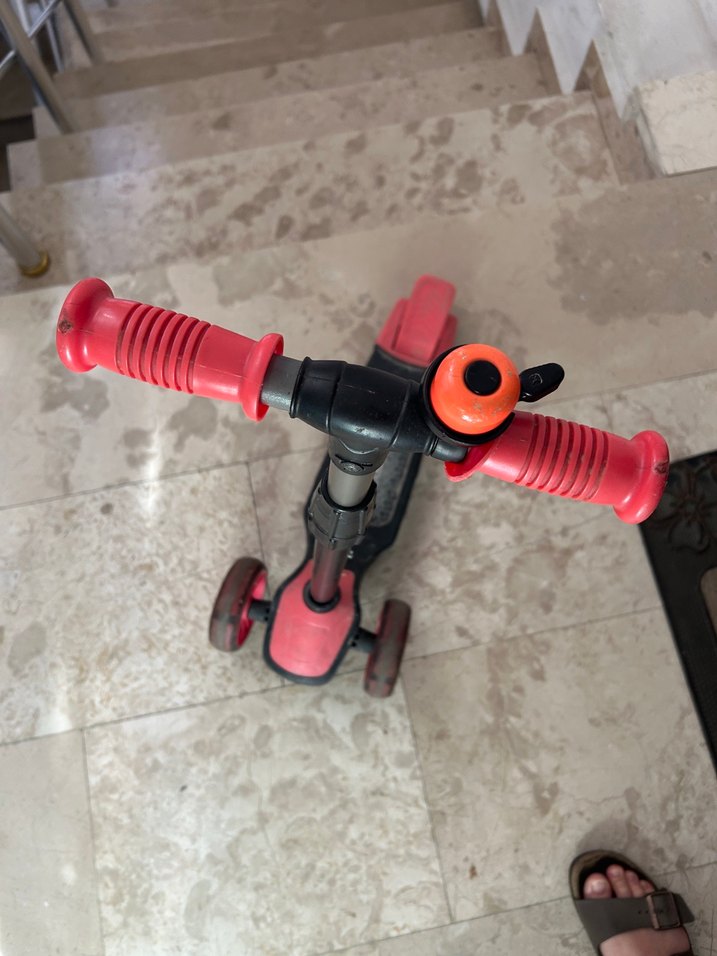 Renkli - pembe Kırmızı Çocuk Scooterı - Görsel 2