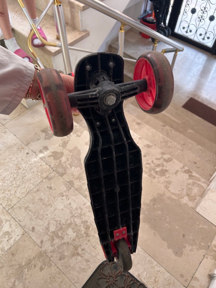 Renkli - pembe Kırmızı Çocuk Scooterı - Görsel 5