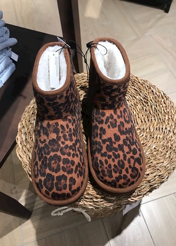 Kahverengi Leopar Desenli Kürklü Kadın Bot - Görsel 5