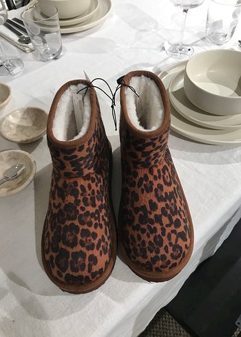 Kahverengi Leopar Desenli Kürklü Kadın Bot - Görsel 6