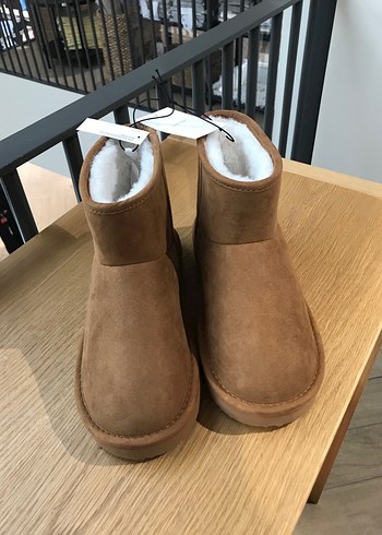 Kahverengi Süet Tüylü Kadın Dolgu Topuk Bot - Görsel 3