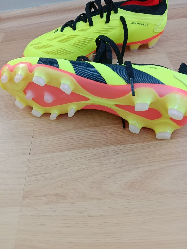 adidas krampon Sarı Bağcıklı Erkek Futbol Ayakkabısı - Görsel 2