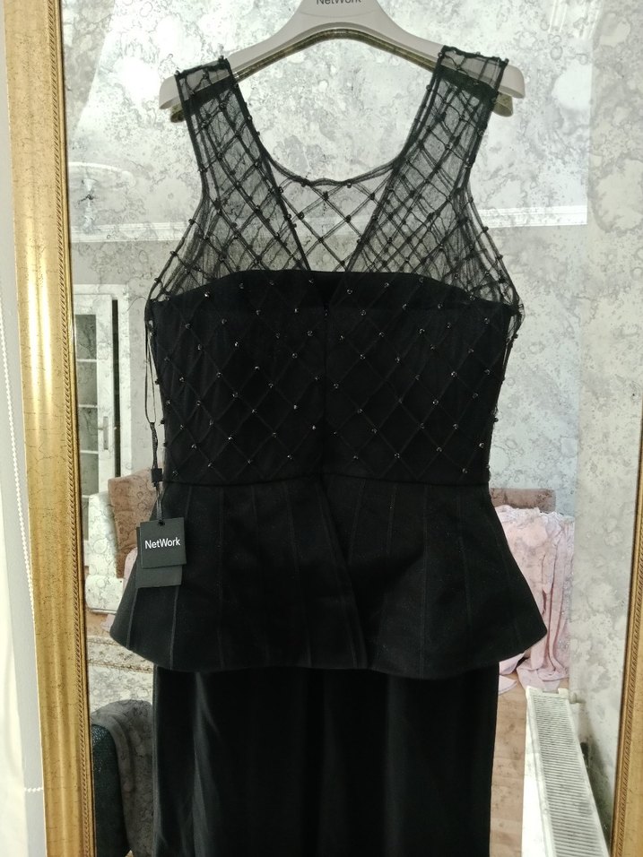 network limited Siyah Boncuk İşlemeli Uzun Kadın Abiye Elbise - Görsel 3