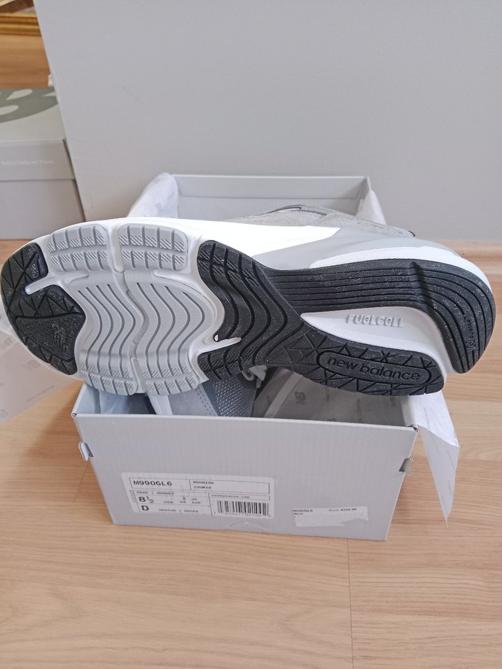 New Balance 990 Gri Erkek Spor Ayakkabısı - Görsel 4