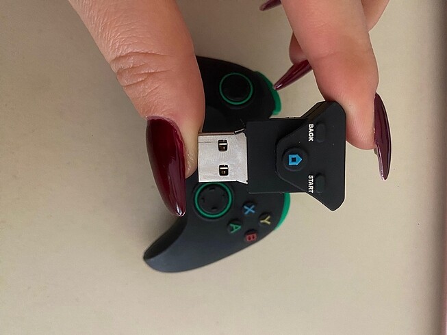 Monster Monster USB Bellek