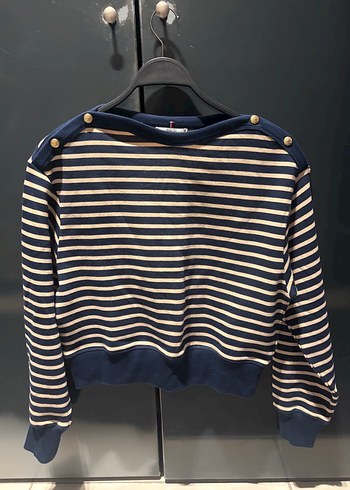 Tommy Hilfiger s
