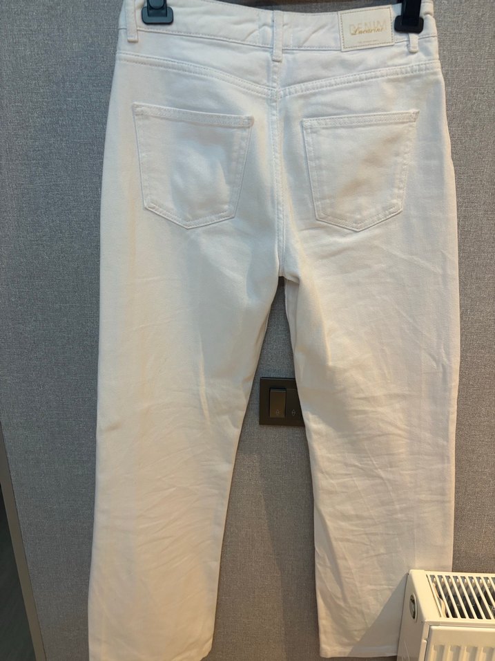 Beyaz Kadın Boru Paça Denim Pantolon - Görsel 4