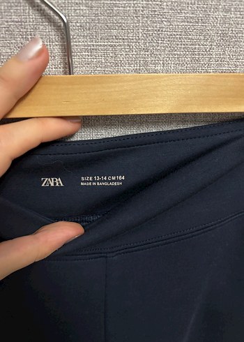 Zara 13-14 Yaş