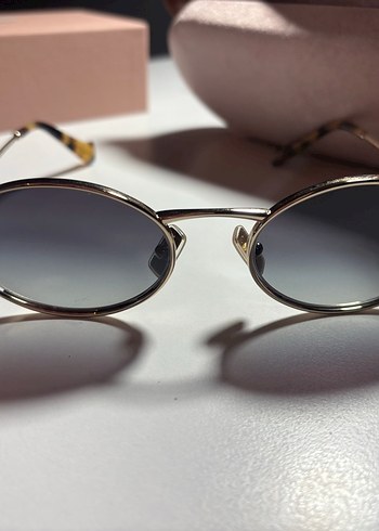 Bej Modern Klasik Kadın Güneş Gözlüğü - Görsel 4