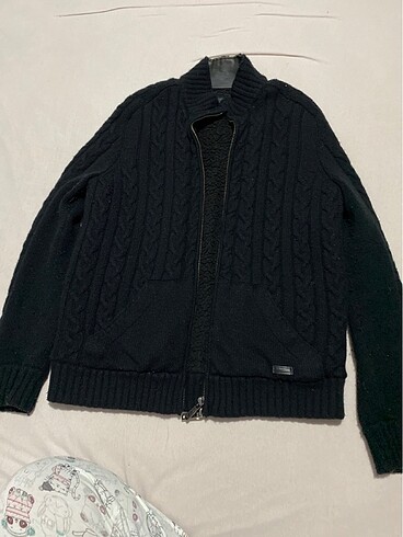 Guess mont