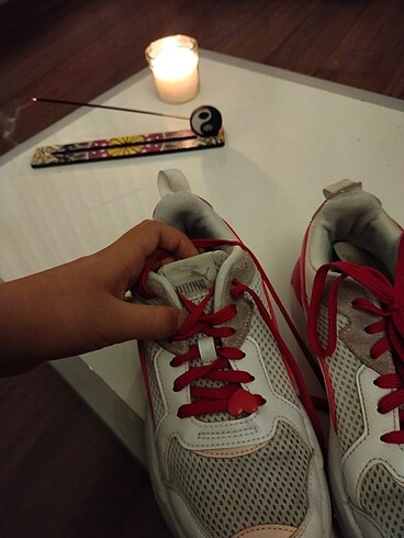 38 Beden beyaz Renk Puma spor ayakkabı
