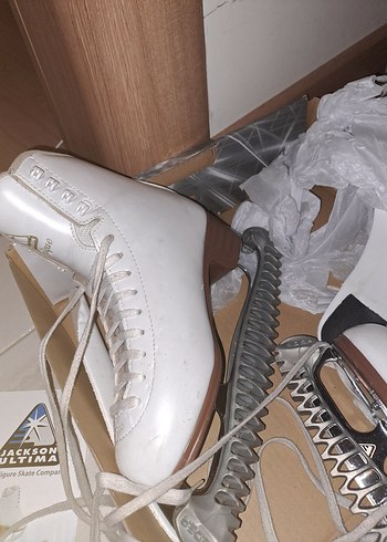 Jackson Mystique Beyaz  Paten - Görsel 5