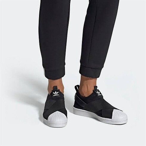 Adidas Siyah Slip On Ayakkabı