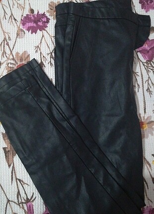 Pull and bear deri tayt