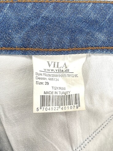 29 Beden çeşitli Renk PreLoved Mini Şort %70 İndirimli.