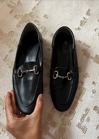Kadın Siyah Deri Tokalı Stiletto Loafer