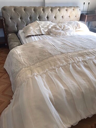Beden Linens Yatak Örtüsü
