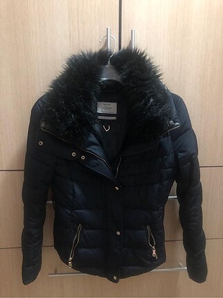 BERSHKA MONT