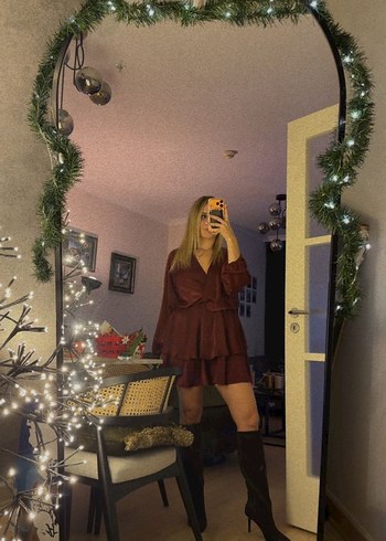 Zara Bordo Parlak Midi Drapeli V Yaka Elbise - Görsel 3